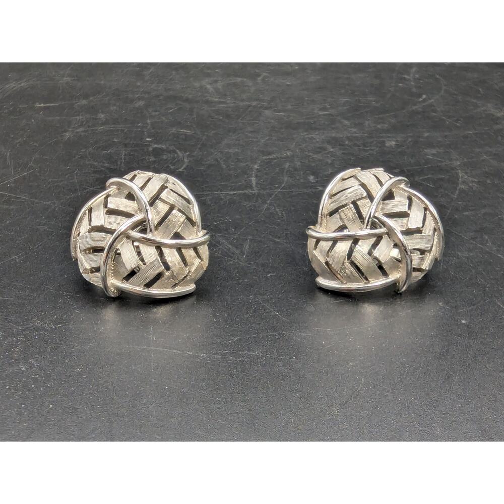 Vintage Crown Trifari Silver Tone Textured Twist Chevron Knot Clip On Earrings